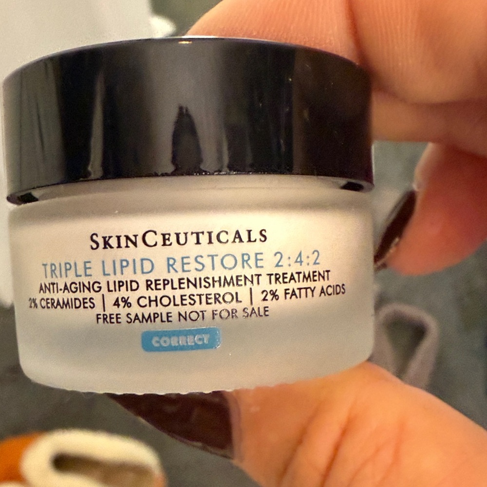 SkinCeuticals Triple Lipid Restore Cream - White